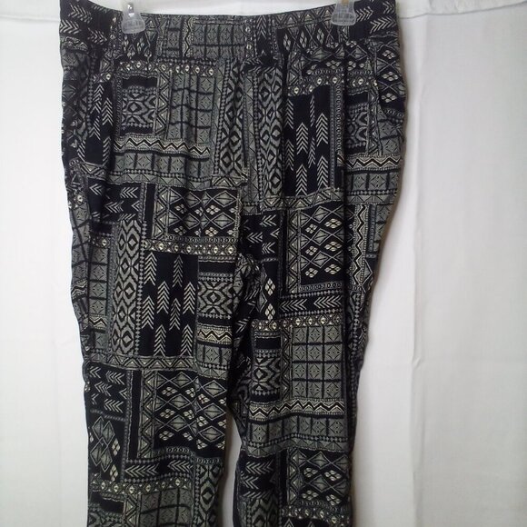 Jessica Simpson Pants Women XL Elastic Waist Pull On Pockets Pattern Black White - Picture 9 of 16